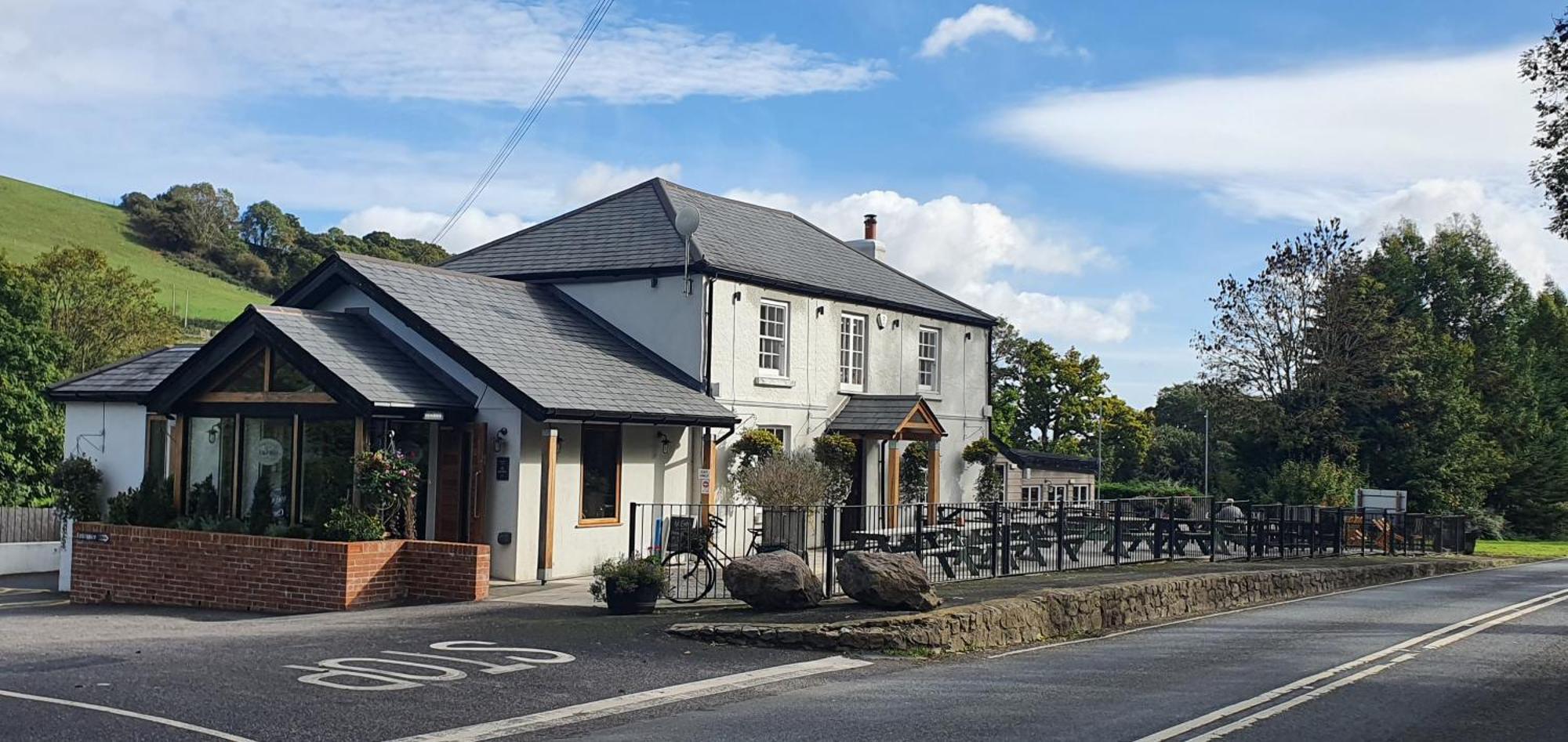 Dartmoor Halfway Inn Newton Abbot Exterior photo